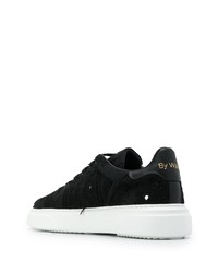 schwarze Wildleder niedrige Sneakers von By Walid