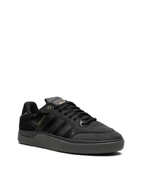 schwarze Wildleder niedrige Sneakers von adidas