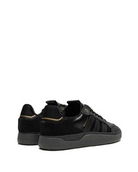 schwarze Wildleder niedrige Sneakers von adidas