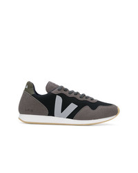 schwarze Wildleder niedrige Sneakers von Veja