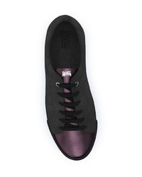 schwarze Wildleder niedrige Sneakers von Swear