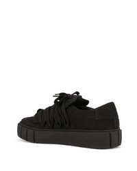 schwarze Wildleder niedrige Sneakers von Primury