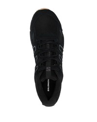 schwarze Wildleder niedrige Sneakers von Salomon