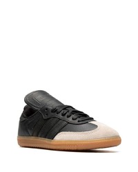 schwarze Wildleder niedrige Sneakers von adidas