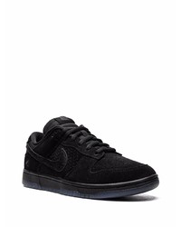 schwarze Wildleder niedrige Sneakers von Nike