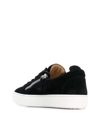 schwarze Wildleder niedrige Sneakers von Giuseppe Zanotti