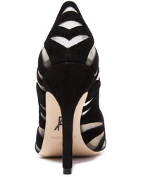 schwarze Wildleder Pumps mit Ausschnitten von Paul Andrew