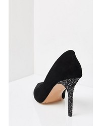 schwarze Wildleder Pumps von faina