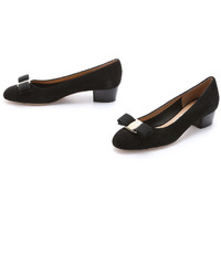 schwarze Wildleder Pumps von Salvatore Ferragamo