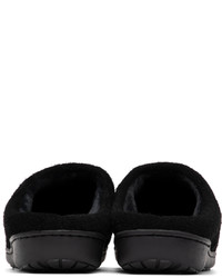 schwarze Wildleder Slipper von White Mountaineering