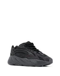 schwarze Wildleder Sportschuhe von adidas YEEZY