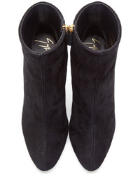 schwarze Wildleder Stiefeletten von Giuseppe Zanotti