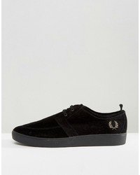 schwarze Wildleder Turnschuhe von Fred Perry