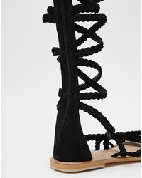 schwarze Wildledersandalen von Asos