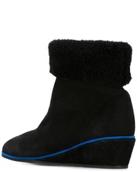 schwarze Wildlederstiefel von Mini Market