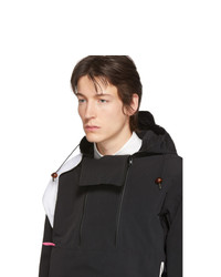 schwarze Windjacke von Boramy Viguier