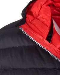 schwarze Windjacke von JCC