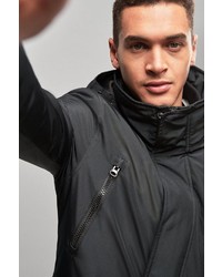 schwarze Windjacke von next