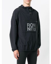 schwarze Windjacke von Ron Dorff