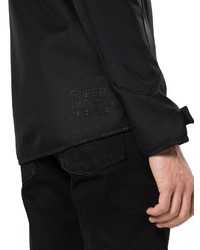 schwarze Windjacke von Superdry