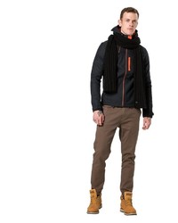 schwarze Windjacke von Superdry