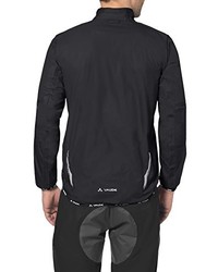 schwarze Windjacke von VAUDE