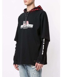 schwarzer bedruckter Pullover mit einem Kapuze von AAPE BY A BATHING APE