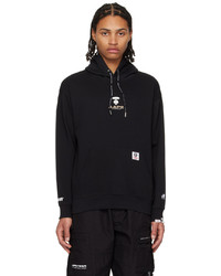 schwarzer bedruckter Pullover mit einem Kapuze von AAPE BY A BATHING APE