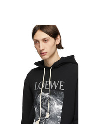 schwarzer bedruckter Pullover mit einem Kapuze von Loewe