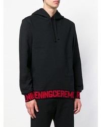 schwarzer bedruckter Pullover mit einem Kapuze von Opening Ceremony