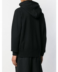 schwarzer bedruckter Pullover mit einem Kapuze von Sacai