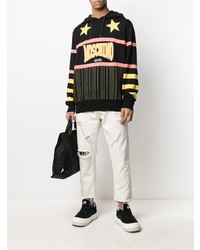 schwarzer bedruckter Pullover mit einem Kapuze von Moschino