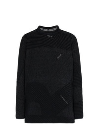 schwarzer bedruckter Pullover mit einem Rundhalsausschnitt von Byborre