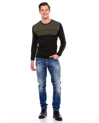 schwarzer bedruckter Pullover mit einem Rundhalsausschnitt von Cipo & Baxx