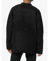 schwarzer bedruckter Pullover mit einem Rundhalsausschnitt von Byborre