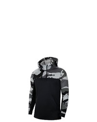 schwarzer Camouflage Pullover mit einem Kapuze von Nike
