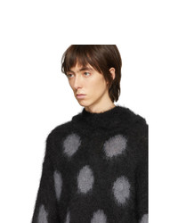 schwarzer gepunkteter Pullover mit einem Kapuze von Random Identities