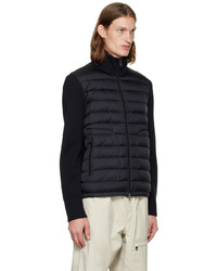 schwarzer gesteppter Pullover mit einem Reißverschluß von Moncler