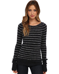 schwarzer horizontal gestreifter flauschiger Pullover mit einem Rundhalsausschnitt