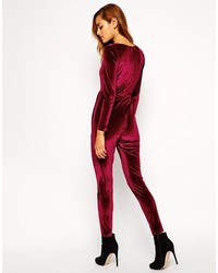 schwarzer Jumpsuit aus Samt von Asos