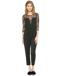 schwarzer Jumpsuit aus Spitze