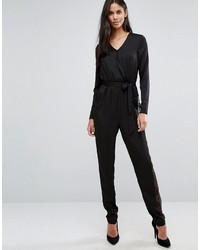 schwarzer Jumpsuit aus Spitze