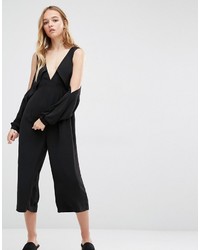 schwarzer Jumpsuit