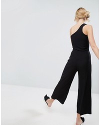 schwarzer Jumpsuit von Monki