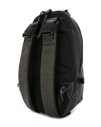 schwarzer Leder Rucksack von Roarguns