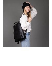 schwarzer Leder Rucksack von FEYNSINN