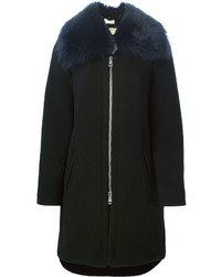 schwarzer Mantel mit einem Pelzkragen von Chloé