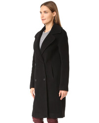 schwarzer Mantel mit einem Pelzkragen von Soia & Kyo