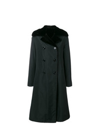 schwarzer Mantel mit einem Pelzkragen von Liska
