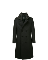 schwarzer Mantel mit einem Pelzkragen von Loveless